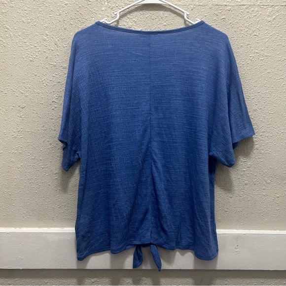 Cable & Gauge Embroidered Tie Front Dolman Sleeve Top NWT M - Picture 5 of 6